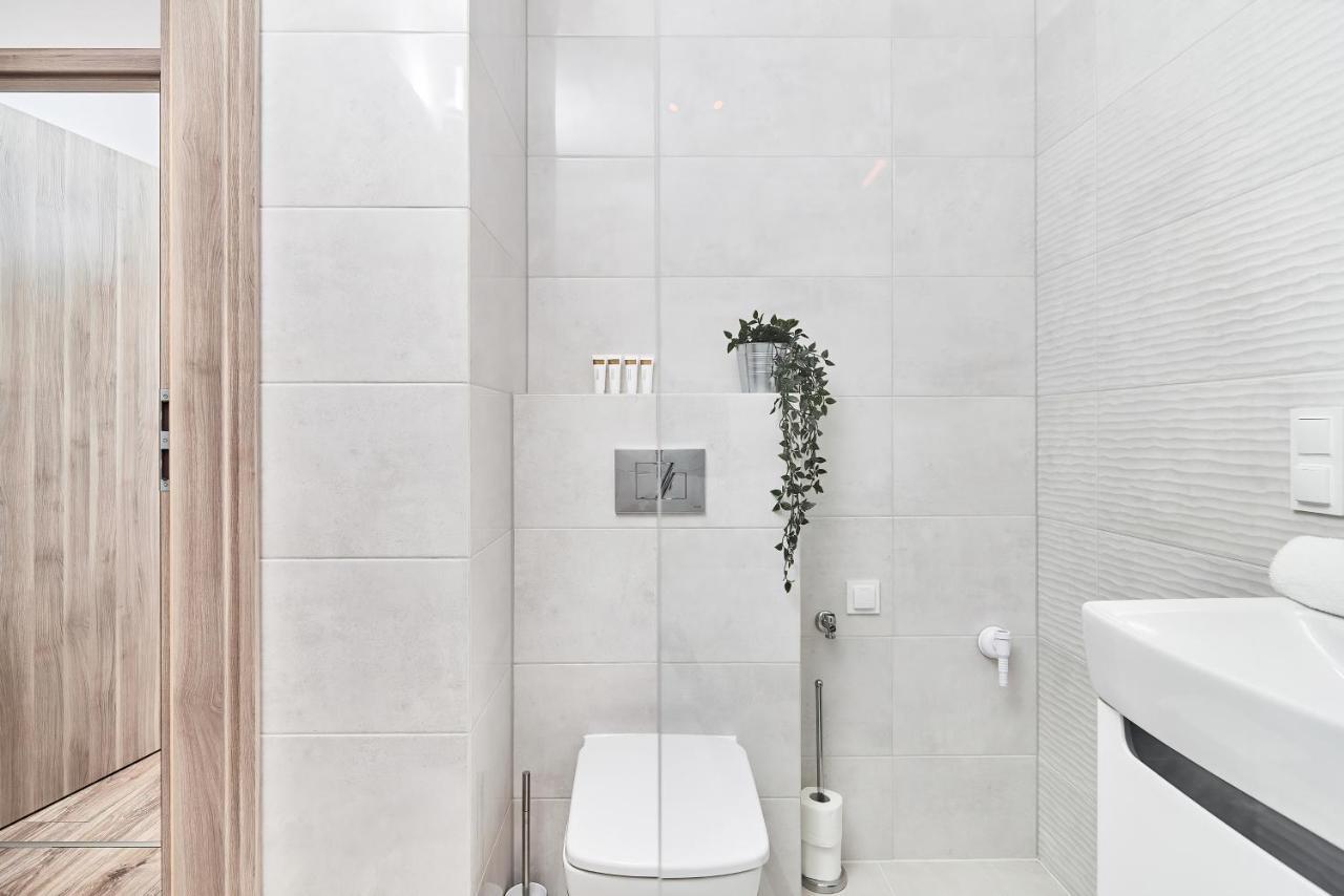 Modern Apartments Wroclaw By Renters Breslávia Exterior foto